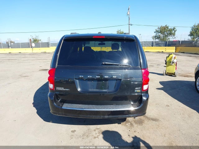 2C4RDGEG9HR755630 Dodge GRAND CARA