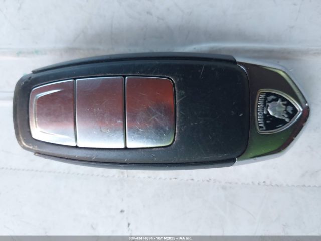 2019 LAMBORGHINI URUS ZPBUA1ZL1KLA06062 Photo 10