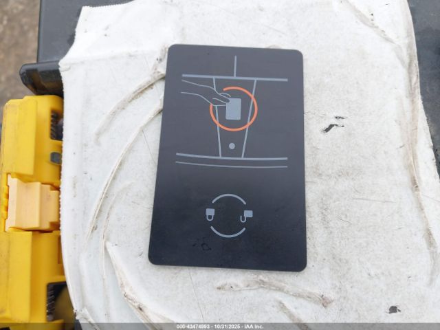 2020 TESLA MODEL Y 5YJYGDEE4LF014550 Photo 10