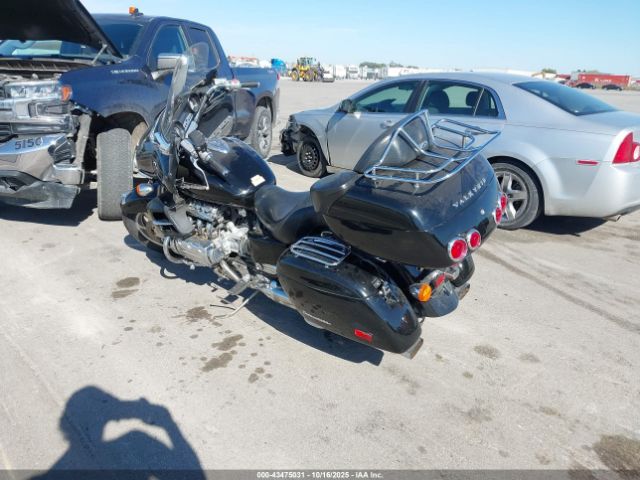 2000 HONDA GL1500 1HFSC4100YA100892 Photo 2