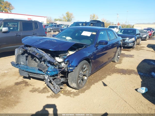 Aukcja sprzedaży 2015 Chrysler 300 300s, vin: 2C3CCABG5FH767047, numer aukcji: 43475035