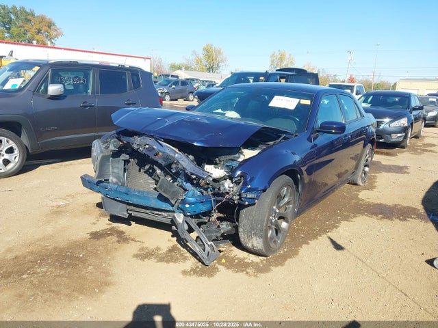 Aukcja sprzedaży 2015 Chrysler 300 300s, vin: 2C3CCABG5FH767047, numer aukcji: 43475035