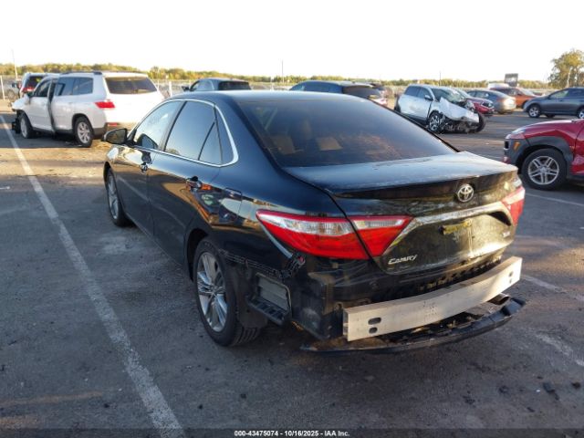 2015 TOYOTA CAMRY 4T1BF1FK2FU006739 Photo 2