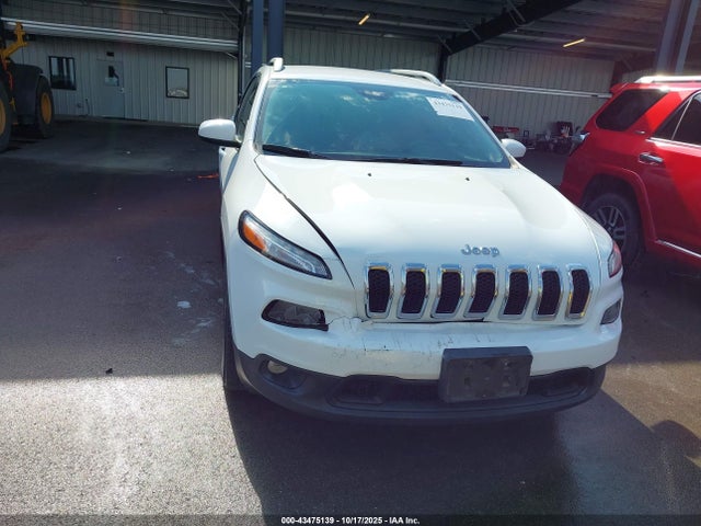 Jeep Cherokee Latitude 2015 1C4PJMCB5FW766957 Image 29