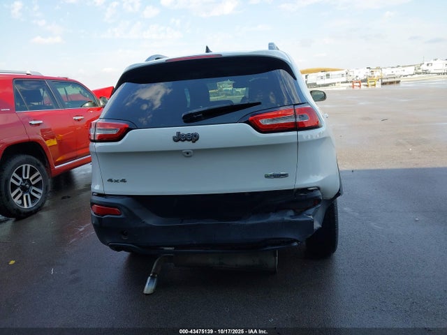 Jeep Cherokee Latitude 2015 1C4PJMCB5FW766957 Image 33
