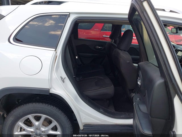 Jeep Cherokee Latitude 2015 1C4PJMCB5FW766957 Image 25