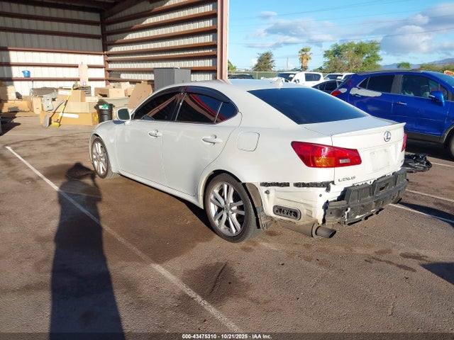 2007 LEXUS IS 350 JTHBE262672012374 Photo 2