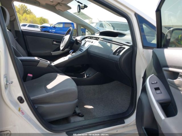 2013 TOYOTA PRIUS JTDKN3DU7D5603934 Photo 4