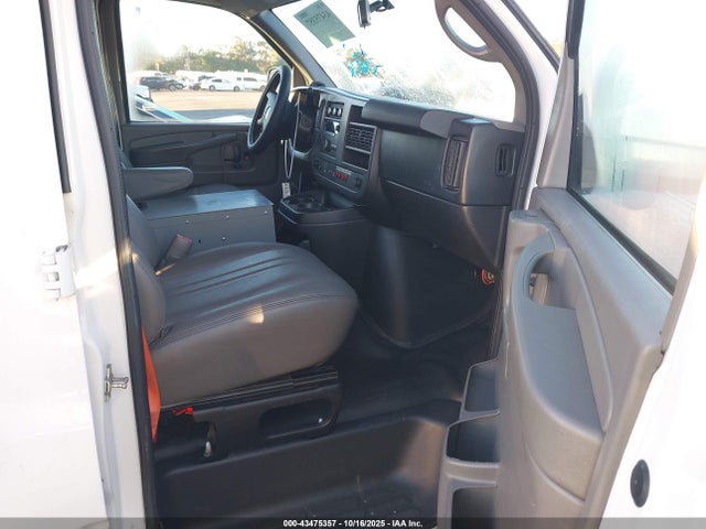 Chevrolet lc8 - flex fuel (cng/lpg) 2014 1GCWGFCB4E1122593 Image 5