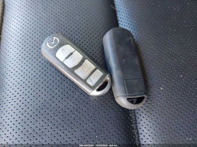 2017 MAZDA MAZDA6 JM1GL1V58H1147463 Photo 10