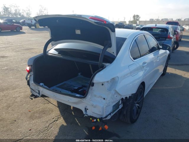 2019 BMW 330I WBA5R1C56KAK11061 Photo 3