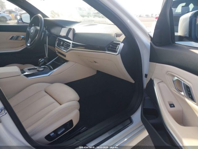 2019 BMW 330I WBA5R1C56KAK11061 Photo 4