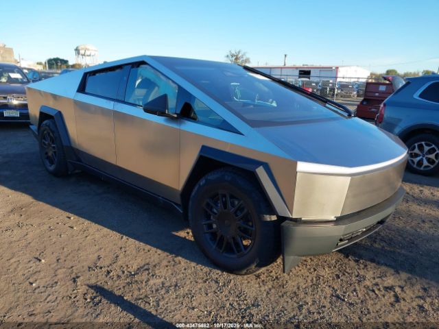2025 TESLA CYBERTRUCK 7G2CEHED4SA079437