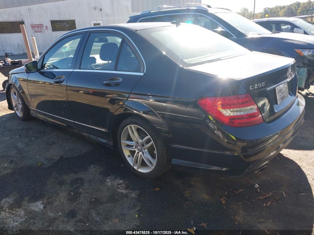 43475525 :رقم المزاد ، WDDGF4HB7DR273292 vin ، 2013 Mercedes-benz C 250 Sport مزاد بيع