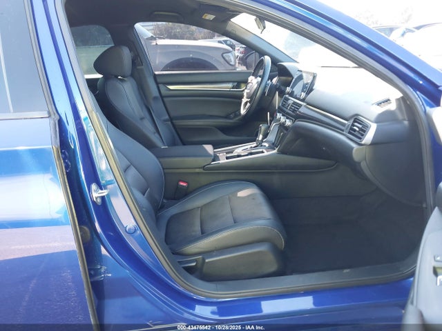 1HGCV1F38KA059799 Honda Accord Sport