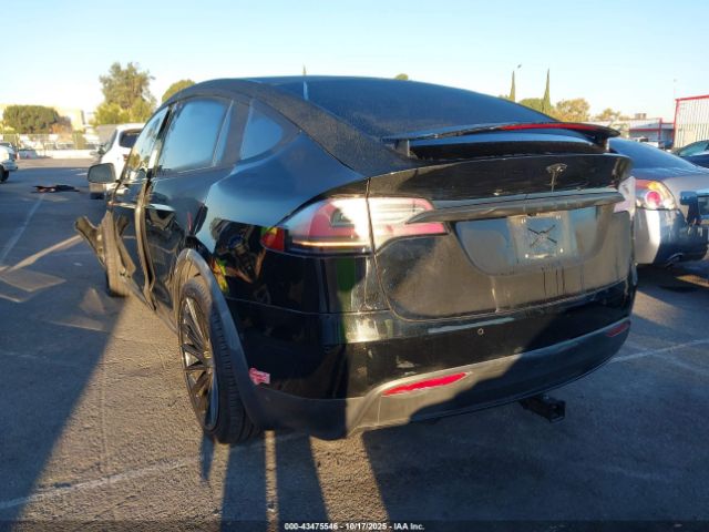 2018 TESLA MODEL X 5YJXCBE20JF105099 Photo 2