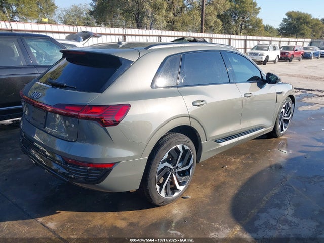 2024 AUDI Q8 E-TRON WA16ABGE3RB052755 Photo 3