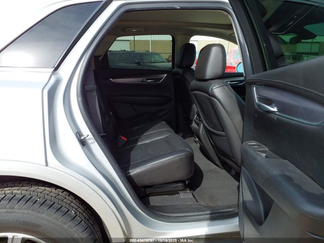 2017 CADILLAC XT5 1GYKNBRSXHZ268243 Photo 7