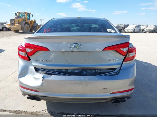 Hyundai Sonata Sport 2015 5NPE34AF5FH064568 Image 16