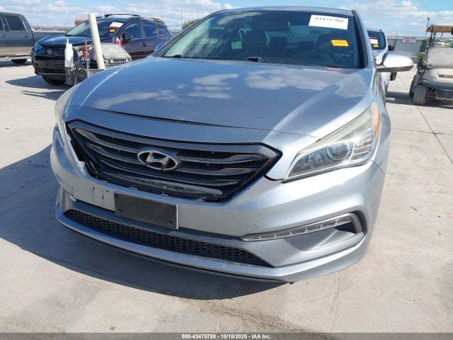 Hyundai Sonata Sport 2015 5NPE34AF5FH064568 Image 6