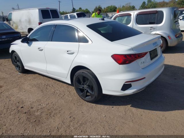 2022 AUDI A3 WAUAUDGY1NA047239 Photo 2