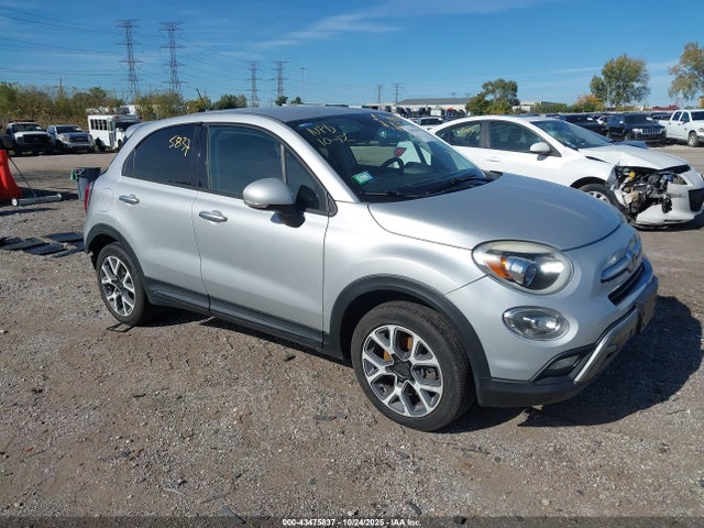 2016 FIAT 500X ZFBCFXCT0GP329887 Photo 0