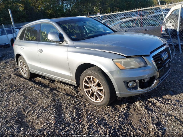 2010 AUDI Q5 WA1LKAFP8AA075004 Photo 0