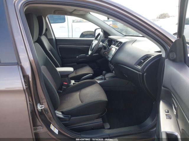 2018 MITSUBISHI OUTLANDER SPORT JA4AP3AU9JZ001593 Photo 4