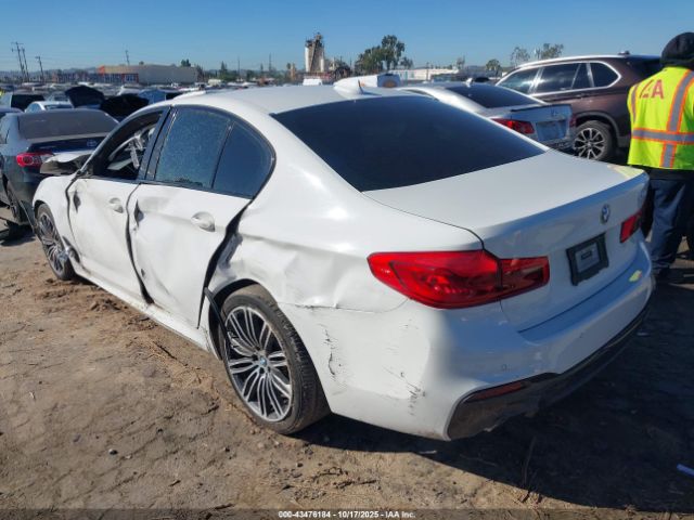 2019 BMW 5 SERIES WBAJA5C52KWW09397 Photo 2