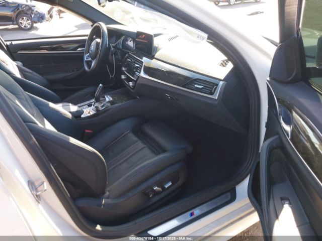 2019 BMW 5 SERIES WBAJA5C52KWW09397 Photo 4