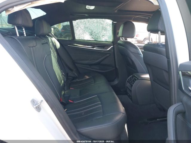 2019 BMW 5 SERIES WBAJA5C52KWW09397 Photo 7