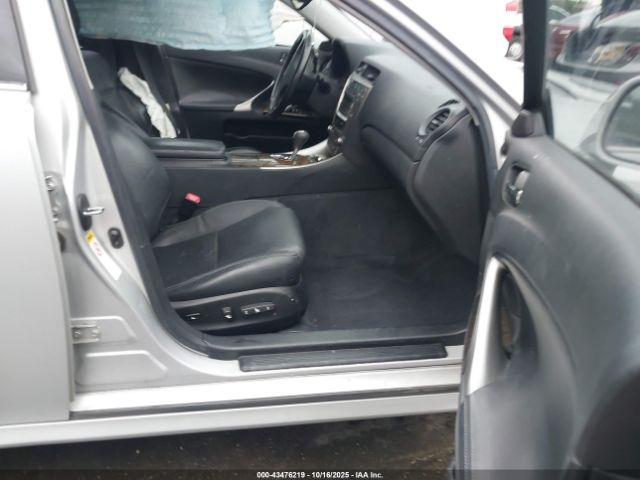 2009 LEXUS IS 250 JTHCK262892029421 Photo 4
