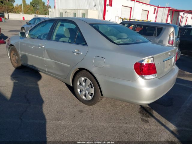 2005 TOYOTA CAMRY 4T1BE32K15U950325 Photo 2