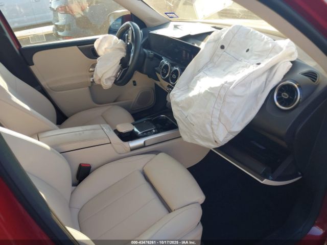 2021 MERCEDES-BENZ GLB 250 W1N4M4HB7MW109571 Photo 4