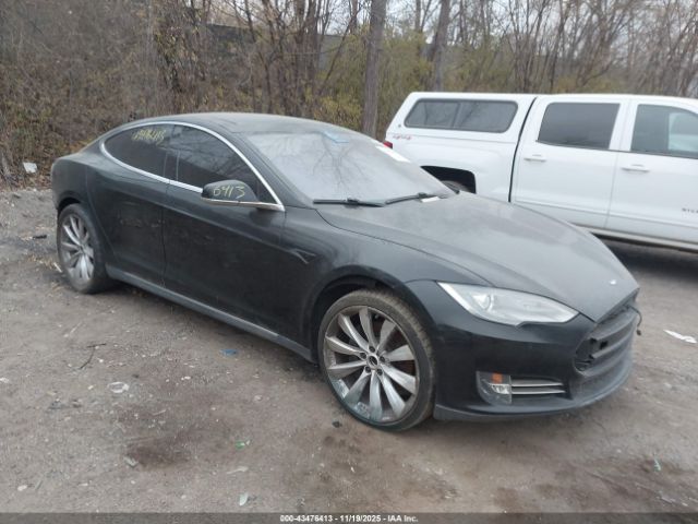 2014 TESLA MODEL S 5YJSA1H17EFP53011