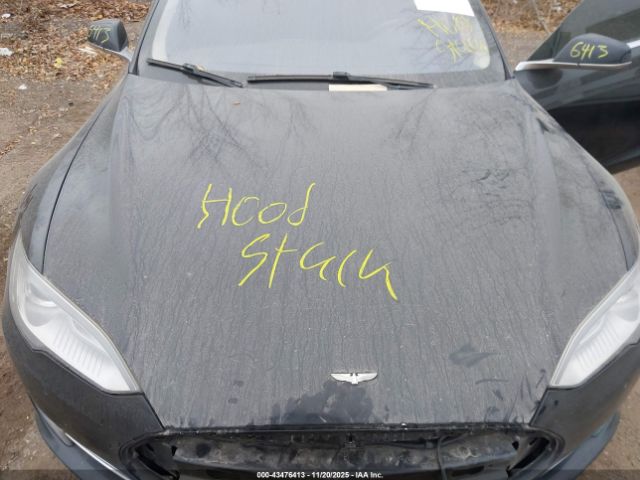 2014 TESLA MODEL S 5YJSA1H17EFP53011 Photo 9
