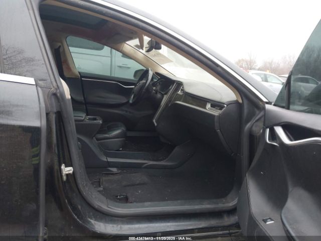 2014 TESLA MODEL S 5YJSA1H17EFP53011 Photo 4