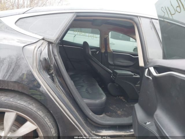 2014 TESLA MODEL S 5YJSA1H17EFP53011 Photo 7