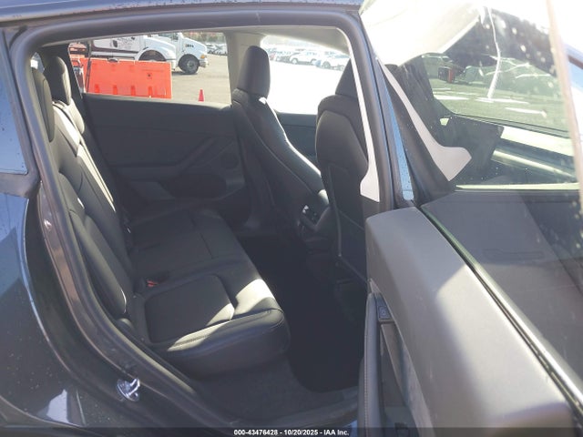 2024 TESLA MODEL Y 7SAYGDEE6RF990910 Photo 7