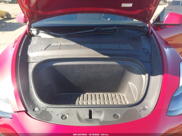 2024 TESLA MODEL Y 7SAYGDEE2RF081255 Photo 9