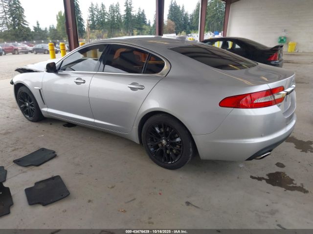 2013 JAGUAR XF SAJWA0E74D8S90927 Photo 2