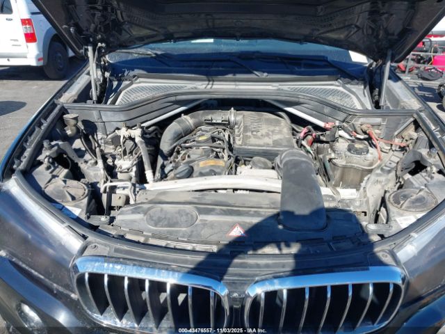 2014 BMW X5 5UXKR0C5XE0K45836 Photo 9