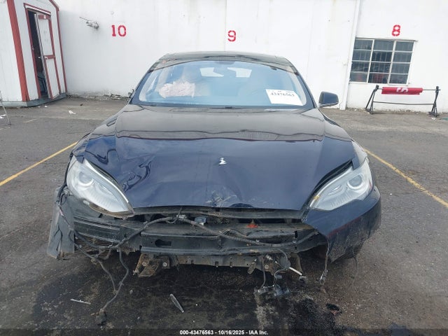 Tesla MODEL S 2014 5YJSA1H15EFP42623 Image 13