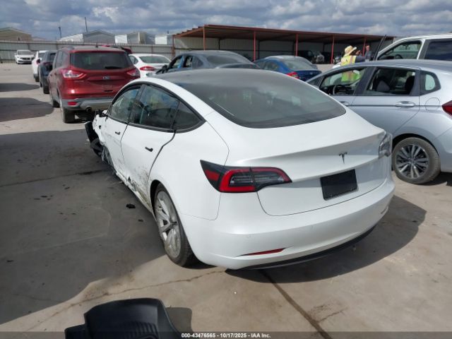2021 TESLA MODEL 3 5YJ3E1EA7MF057048 Photo 2