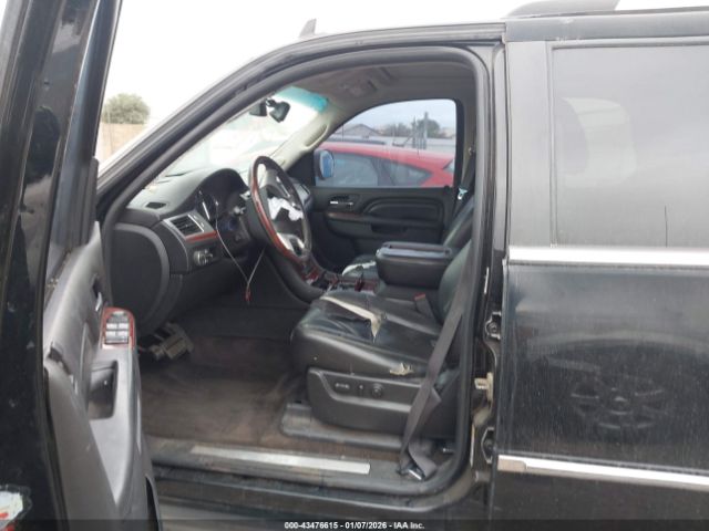 2014 CADILLAC ESCALADE 1GYS3BEF8ER179619 Photo 4