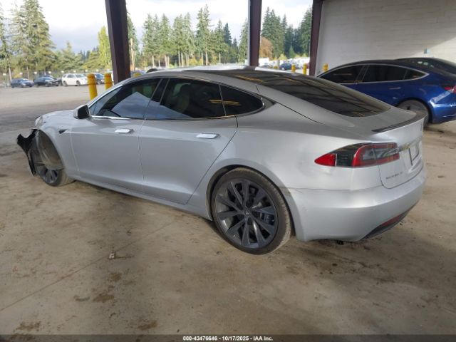 2018 TESLA MODEL S 5YJSA1E21JF241476 Photo 2