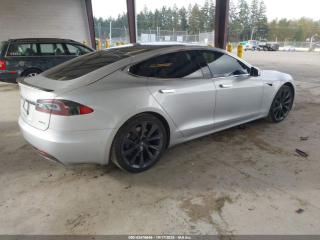 2018 TESLA MODEL S 5YJSA1E21JF241476 Photo 3