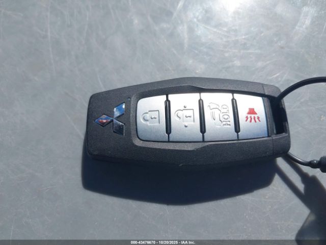 2025 MITSUBISHI OUTLANDER JA4J3VA86SZ025216 Photo 10