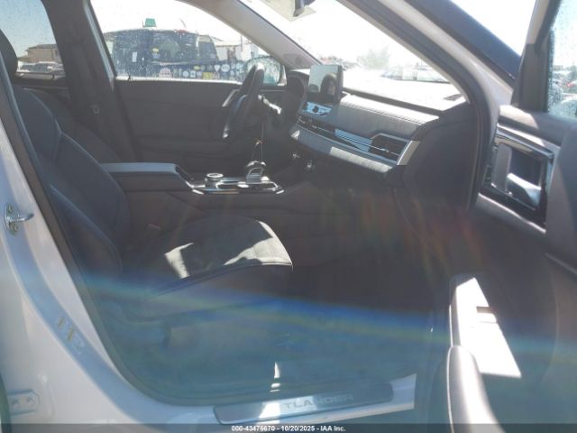 2025 MITSUBISHI OUTLANDER JA4J3VA86SZ025216 Photo 4