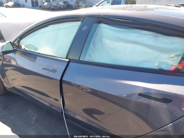 Tesla MODEL 3 2021 5YJ3E1EC5MF043974 Image 27
